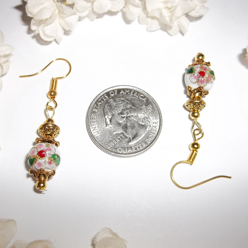 Handmade Earring Set White & Gold Flower NWT 4605 - Picture 4 of 6